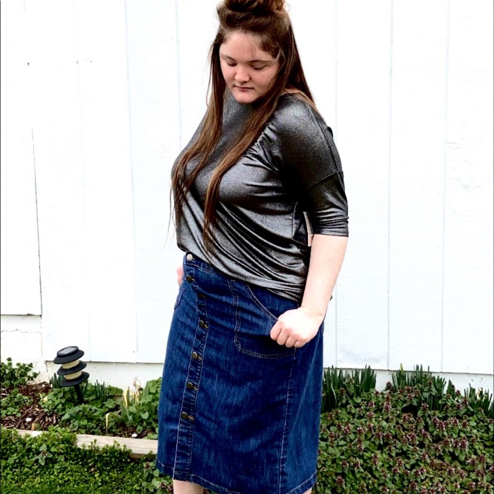 Modest Button Detail Denim Skirt